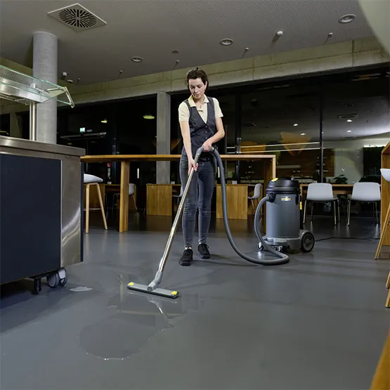 Máy hút bụi khô & ướt Karcher NT 481 (48 lít) (6)