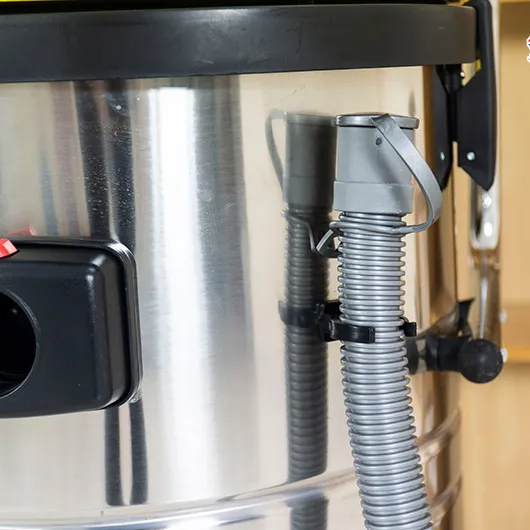 Máy hút bụi công nghiệp Kumisai KMS803J (3 motor – 80L) (2)