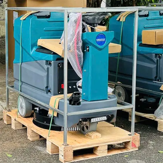Máy chà sàn ngồi lái KRAFFER KF80A (4)