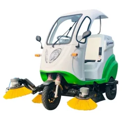Xe quét rác ngồi lái Kumisai KMS 120A