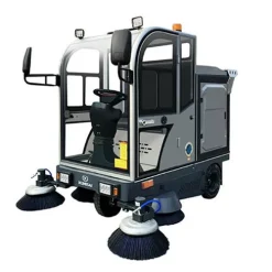 Xe quét rác ngồi lái Kumisai KMS 1900D