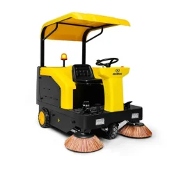 Xe quét rác ngồi lái Kumisai KMS 65