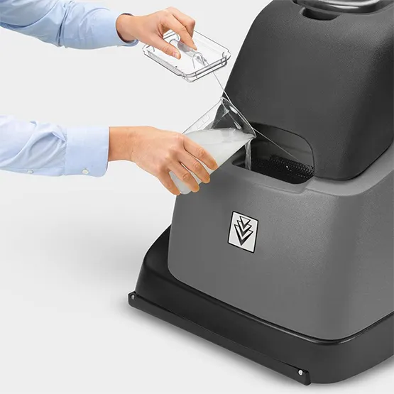 Máy làm sạch thảm Karcher BRC 4545 C (2)