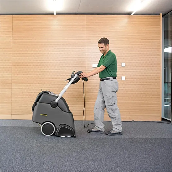 Máy làm sạch thảm Karcher BRC 4545 C (8)
