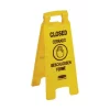 Biển báo chữ A "CLOSED" Rubbermaid FG611278YEL