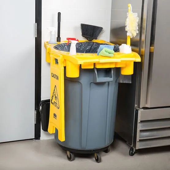 Biển báo chữ A Caution Rubbermaid® FG611200YEL (4)