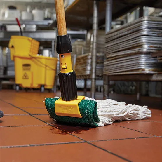 Bộ cây lau sàn ướt Rubbermaid (FGH23600 + 1924812) (8)