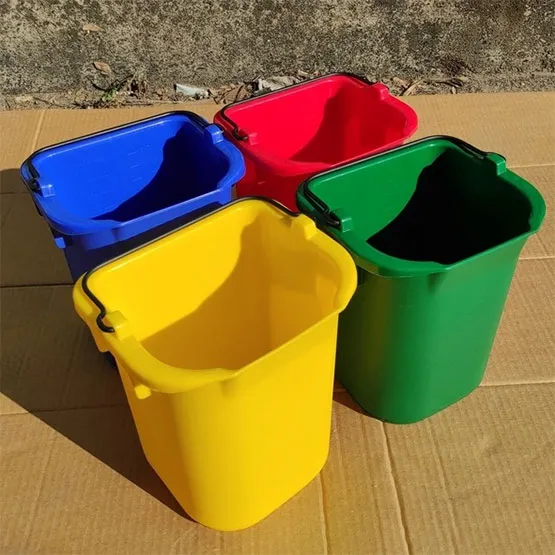 Xô nhựa làm vệ sinh 5 lít Rubbermaid 1857374 (7)